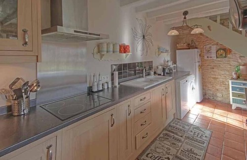 Sainte-Soline House | Charming 4-bed 3 bath, farmhouse/barn conversion