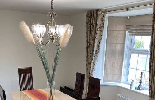 Grantham House | Charming 4-Bed House in Grantham