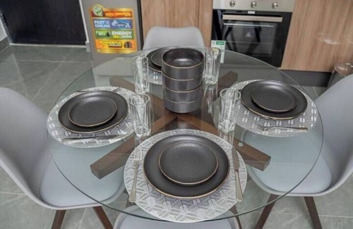 Lavington Apartment | Charming 4-bedroom apartment with AC in Nairobi