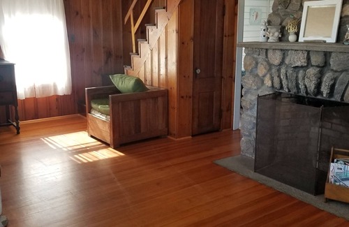 Old Lyme Cottage | Charming 4-bedroom beach front cottage in beautiful Old Lyme Ct