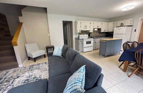Willsboro House | Charming 4-bedroom house in Willsboro with Lake Access