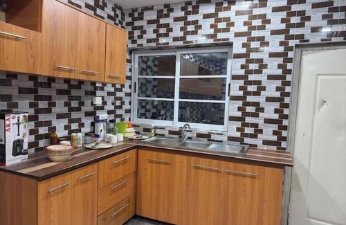 Afienya House | Charming 4 bedroom home