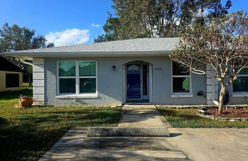 Sun 'N Lake House | Charming 4-bedroom house with WiFi, AC in fantastic Sebring