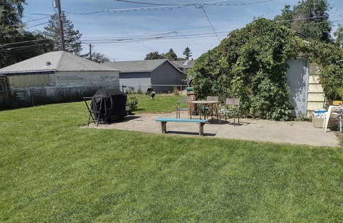 Spokane House | Charming 4-bedroom light and open concept house with in a good area of Spokane
