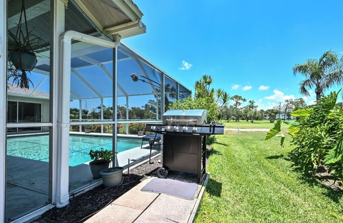 Central Naples Cottage | Charming 4-bedroom pool home with AC, in Naples FL