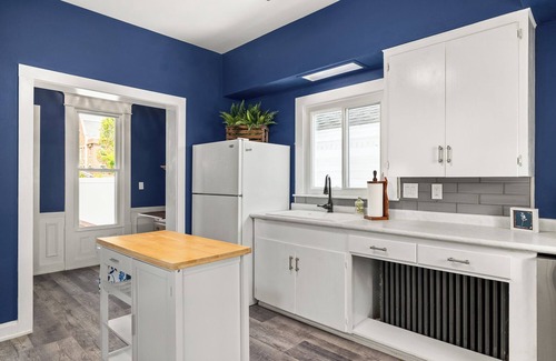 Ashland House | Charming 4-Bedroom steps from Ashland University