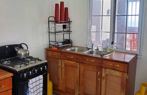 La Libertad House | Charming 4-bedroom house with AC and WiFi in delightful La Libertad