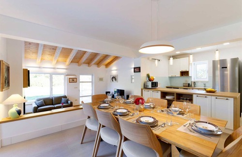 Zagvozd Villa | Charming 4-BR Villa Getaway for 8, with stunning view and pool