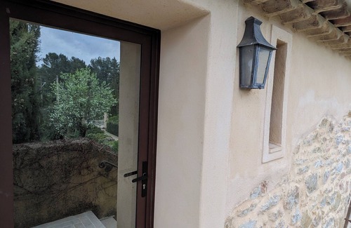 Ollieres Apartment | Charming 40m2 apartment in a Napoleonic Tuilière, ideal for couples.