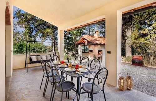 Montespertoli House | CHARMING 4BR BARN WITH PRIVATE POOL & WONDERFUL VIEWS, IN GREAT TUSCAN LOCATION!