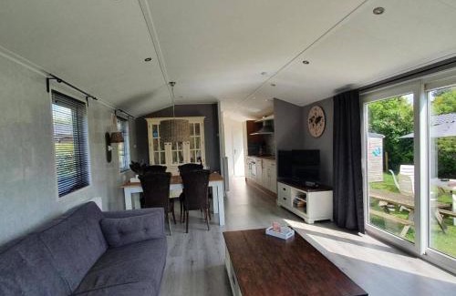 Krachtighuizen Ski Chalet | Charming 4P Cabin w Private Parking
