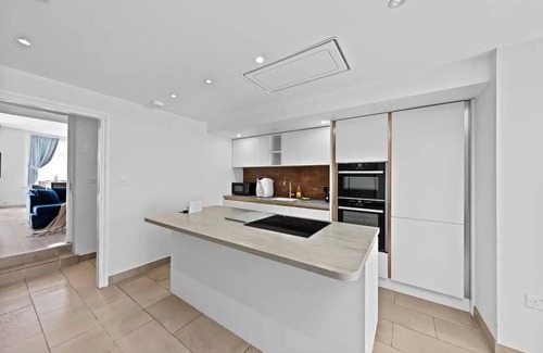Cathall House | Charming 5 Bed - Leytonstone E11