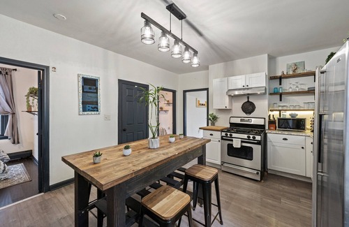 West End House | Charming 6-bedroom house - close to all in Providence