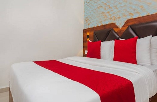 Mumbai Hotel | Charming 9-bedroom hotel with AC and WiFi in wonderful Mumbai