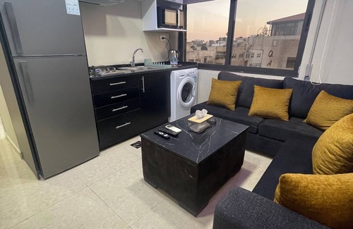 Amman Apartment | Charming Amman Apartent with City Views