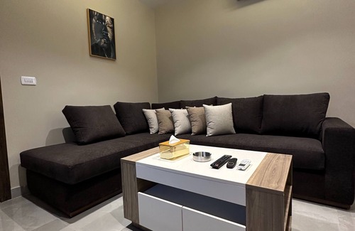 Al Swaifyeh Apartment | Charming Amman Apartment With Modern Ame