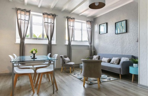 Bethune Apartment | Charming and calm flat with parking at the heart of Béthune - Welkeys