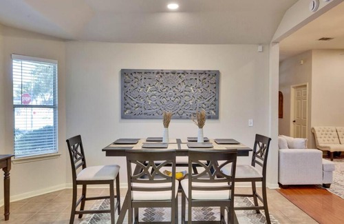 Kyle House | Charming and Comfort 3BR/2BA Retreat in Kyle