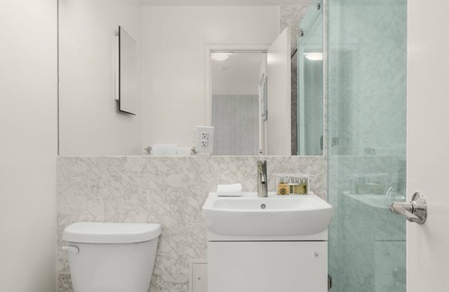 Upper East Side Apartment | Charming and Spacious Upper East Side Two Bedroom