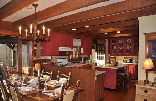 Highlands Cabin | Charming and Unique Log Cabin with Beautiful Garden Setting