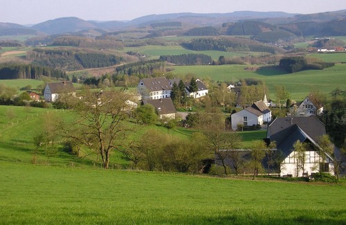 Silbecke Apartment | Charming Apartment in Attendorn-Silbecke with Fenced Garden