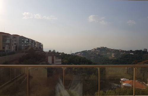 Duhur ash Shuwayr Apartment | Charming Apartment With Stunning View In Beit Misk