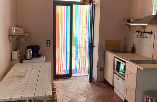 Valleraugue Apartment | Charming apartment nestled in an old provencal Mas with a pool and jacuzzi.
