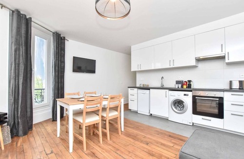 Quartier Saint-Ambroise Apartment | Charming apartment - 1BR/5P - OpÃ©ra Garnier