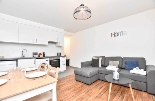 Quartier Saint-Ambroise Apartment | Charming apartment - 1BR/5P - OpÃ©ra Garnier