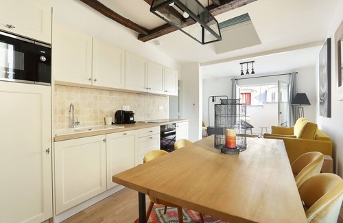 Strasbourg -Saint-Denis Apartment | Charming Apartment Center of Paris With Terrace