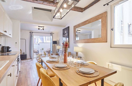 Strasbourg -Saint-Denis Apartment | Charming apartment Center of Paris with terrace