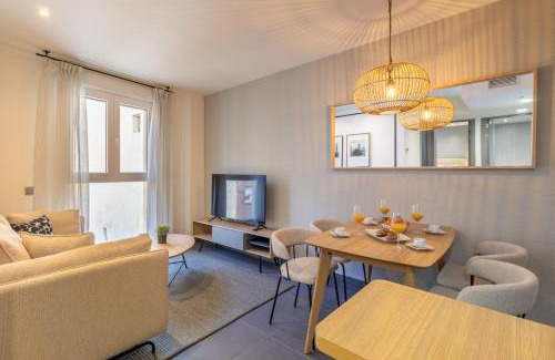 Barrio de La Latina Apartment | Charming Apartment for 3 in La Latina Steps from El Rastro Latina Toledo VIII
