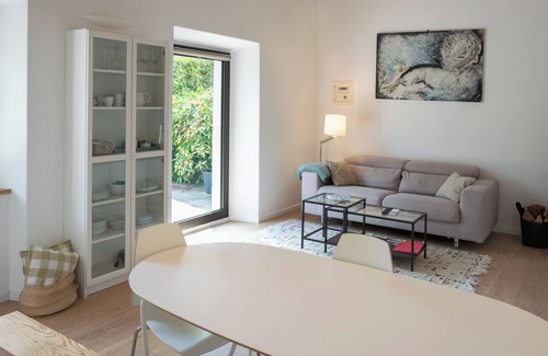 Marusici Apartment | Charming apartment in a beautiful garden under the shade of a centuries-old oak