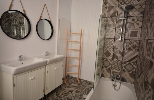 Sao Pedro Apartment | Charming apartment in a 19th century house located in the heart of Faro.