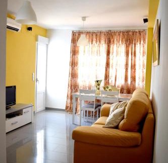 Distrito Noroeste Apartment | Charming Apartment in Córdoba 76 m²