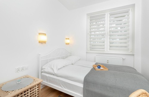 Wzgorze Swietego Maksymiliana Apartment | Charming Apartment in Gdynia by Renters