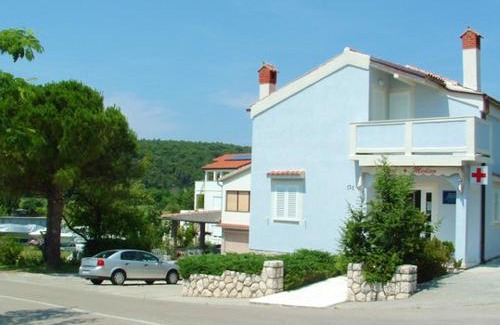 Suha Punta Apartment | Charming apartment in Kampor with private garden - 28 m²