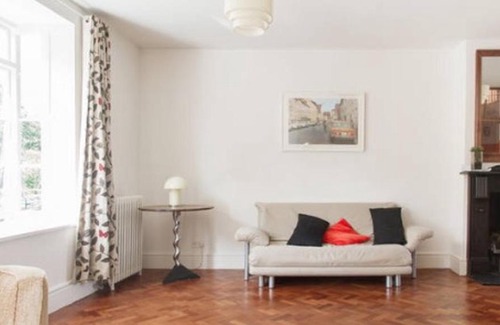 Prince's Apartment | Charming apartment in Zone 1