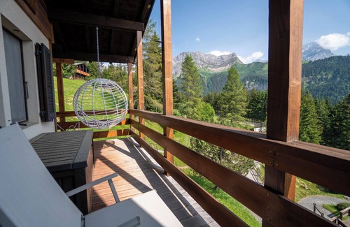 Alpe des Chaux Apartment | Charming apartment located in Les Arsets approx. 1 km from the start of the Fracherets ski lift link