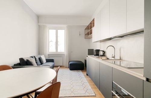 Ponte Seveso Apartment | Charming apartment of about 50 square meters, able to accommodate up to 4 people, located on the first floor of a building with a lift (NOT suitable for disabled people - there are some steps to access it).The property is located just a few steps throw f