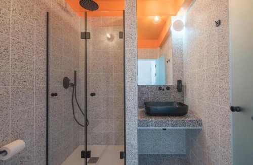 Athens City Centre Hotel | Charming apartment on Athens most famous street