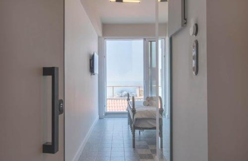 Athens City Centre Hotel | Charming apartment on Athens most famous street