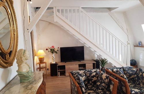 Centre Sud Apartment | Charming apartment, quiet and in the heart of Dijon, Patarin Mansion