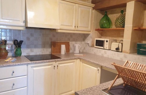 Xaghra Apartment | Charming Apartment with Large Terrace and Sea Views