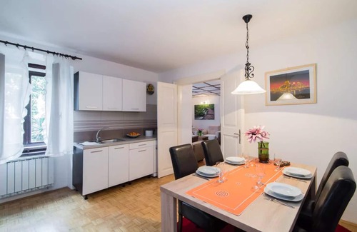 Koper Apartment | Charming Apartment With a Terrace - In the heart of old town