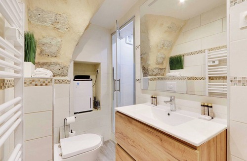Strasbourg -Saint-Denis Apartment | Charming apartment with AC -1BR-3P- Sentier