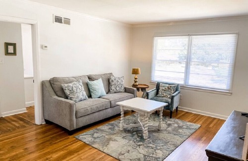 Midtown Apartment | Charming Apt near Savannah's Historic District