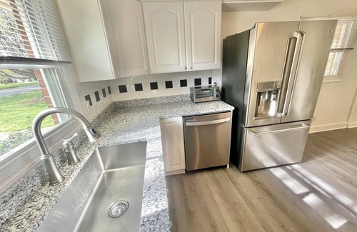 Winston - Salem House | Charming Ardmore Home minutes from hospitals/I-40