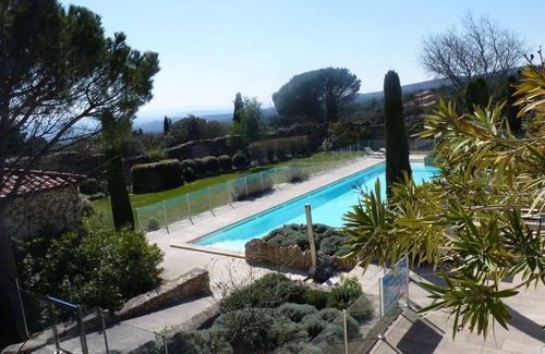 Gordes House | CHARMING BASTIDON TERRACE GARDEN POOL GORDES LUBERON