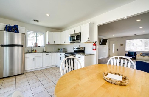 Beach Haven West House | Charming Beach Haven West Home 1 Mi to Beach!